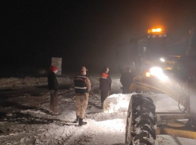Yaylada Mahsur Kalan Vatandaşlar Ve Hayvanlar Kurtarıldı