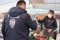 Sultanbeyli'deki Pazar Yerleri Koronavirüs Tedbirleri Kapsamında Düzenli Olarak Denetleniyor Haberi