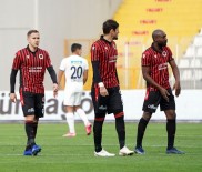 Kasımpaşa-Gençlerbirliği Maçında VAR Gecikmesi