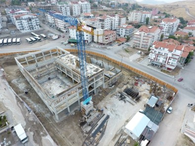 Mamaklılara Yeni Yüzme Havuzu