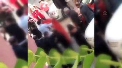 Mersin'de Vatandaşlar Güneşli Havanın Tadını Çıkarıyor