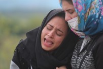 İş Görüşmesi İçin Gittiği Otelde 5. Kattan Düşen 17 Yaşındaki Gamze, Gözyaşları İçinde Defnedildi