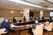 KARÇEV Kasım Ayı Olağan Meclis Toplantısı Vali Gürel Başkanlığında Yapıldı Haberi