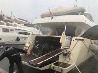 Lüks Teknede Yangın