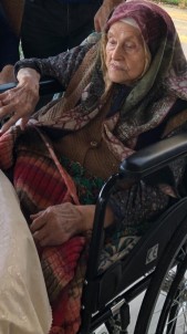 109 Yaşındaki Anne İle 86 Yaşındaki Kızı Korona Virüs Olup İyileşti