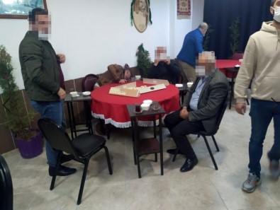 Covid-19 Denetimlerinde Kuralları Hiçe Sayanlara Ceza Yağdı