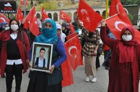 HDP'li Vekil Ve Partililer, Çocukları Dağa Kaçırılan Ailelerin Basın Açıklamasını Engellemeye Çalıştı Haberi