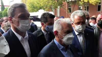 AK Parti İzmir Milletvekili Binali Yıldırım, Depremde Yaralananları Ziyaret Etti