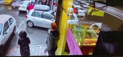 İstanbul'un Göbeğinde Dehşet Anları Kamerada