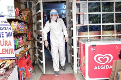 Mamak'ta İş Yerlerini Dezenfekte İşlemi Devam Ediyor