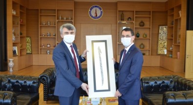 Türkmenistan Ankara Büyükelçisi Amanlıyev'den DPÜ'ye Ziyaret
