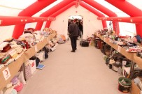 Depremzedeler Anılarını Almaya Geldi