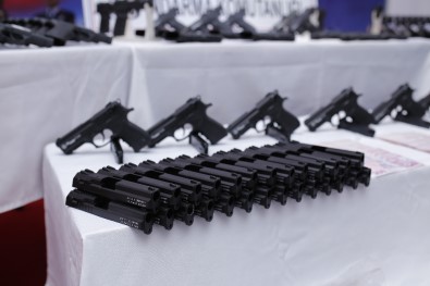 İstanbul'da 'Suç Atölyesine' Jandarma Baskını