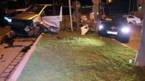 Adana'da Trafik Kazası Açıklaması 3 Yaralı Haberi