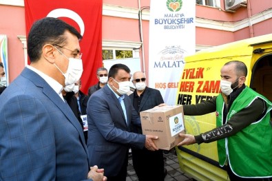 'Ziyan Olmasın Şifa Olsun' Kampanyasında 5 Milyon 600 Bin Liralık İlaç Toplandı