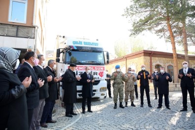 İzmir İçin Toparlanan Yardımlar Bayburt'tan Yola Çıktı