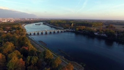 Meriç Nehri Boyları Sonbaharın Renklerine Büründü