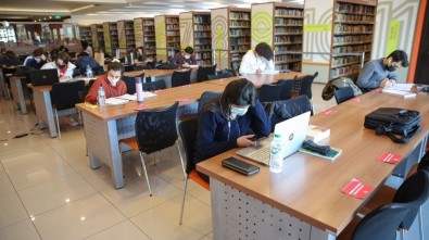 Nilüfer Kütüphaneleri'nde Pandemi Önlemleri Altında Hizmet