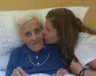 9 Ayda 3 Kez Korona Olan 101 Yaşındaki Kadın Taburcu Oldu
