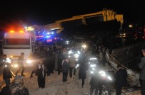 Cizre'de Kömür Yüklü Tır Şarampole Devrildi Açıklaması 1 Ölü Haberi