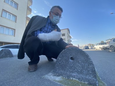 Aynı Taşa 6 Kez Takılıp Düşerek Ölümden Döndü, İsyan Etti