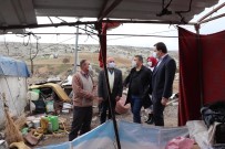 Çadırda Yaşayan Aileye Kaymakamlık Sahip Cıktı