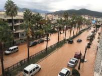 Antalya'da Kısa Süren Şiddetli Yağış Sele Sebep Oldu Haberi