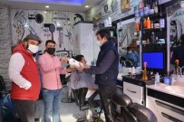 Ergani Belediyesinden Kuaförlere Maske Ve Dezenfektan Desteği Haberi