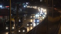 Kısıtlama Öncesi Kilit Kavşakta Trafik Yoğunluğu Açıklaması Vatandaşlar Yollara Akın Etti