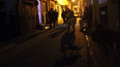 Adana'da Çalıntı Otomobille Polisten Kaçmaya Çalışan Şüpheliler Kovalamaca Sonucu Yakalandı