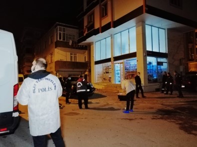 Kopek Gezdirme Kavgasi Silahli Catismaya Dondu Aciklamasi 1 I Agir 4 Yarali Istanbul Iline Bagli Kartal Ilcesi