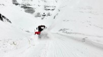 Erzincan'da Kar Ve Tipiden 6 Köy Yolu Ulaşıma Kapandı Haberi