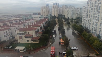 İzmir'de Deniz Taştı, Felaketin Boyutu Havadan Görüntülendi