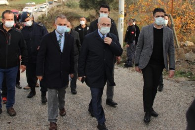 İzmir Valisi Köşger Açıklaması '2 Vatandaşımızın Araçla Birlikte Sürüklendiği Anlaşılıyor'