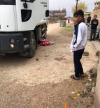 Mardin'de Kamyonun Altında Kalan Yaşlı Kadın Hayatını Kaybetti Haberi