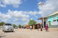 Somali Sokakları TİKA'nın Desteği İle Aydınlanıyor