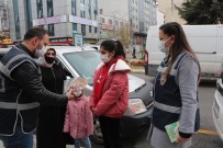 Van Polisinden Öğrencilere Kitap Ve Oyuncak Desteği