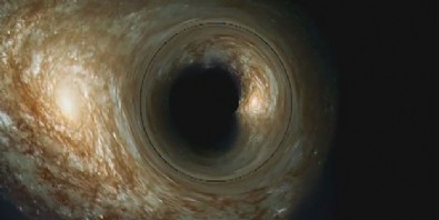 Einstein halkası görüntülendi