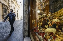 İtalya'da Son 24 Saatte Covid-19 Kaynaklı 553 Ölüm