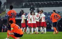 Başakşehir, Sahasında Karşılaştığı Alman Ekibi RB Leipzig'e 4-3 Mağlup Oldu