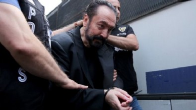 Hem mahkemeyi hem sosyal medyayı trollediler! Oktar örgütünden davayı uzatma girişimi