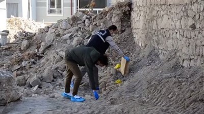 Karaman'da Yıkılan Metruk Binada Kafatası Ve Kemik Parçaları Bulundu
