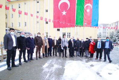 AK Parti Belediye Meclisi Üyeleri, Savcı Sayan'a Yönelik Tehdit Ve Hakarete Tepki Gösterdi
