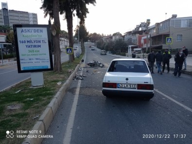 Kuşadası'nda Motosiklet İle Otomobil Çarpıştı Açıklaması1 Ağır Yaralı