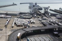 Manş Tüneli Kapatıldı, Tırlar İngiltere'de Mahsur Kaldı