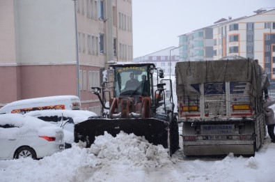 Bitlis'te 224 Köy Yolu Ulaşıma Kapandı