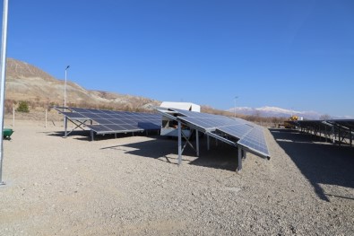 Erzincan Belediyesi Güneş Enerjisi Santrali Projesini Hayata Geçiriyor
