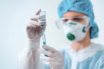 İsviçre'de İlk Korona Virüs Aşı 90 Yaşındaki Kadına Yapıldı