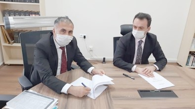 Sarız'da 'Sosyal Alandan Uzaklaş, Kitap Pandemide En İyi Arkadaş' Projesi