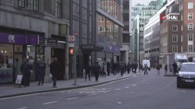 İngiltere'de Son 24 Saatte Korona Virüsten 570 Ölüm